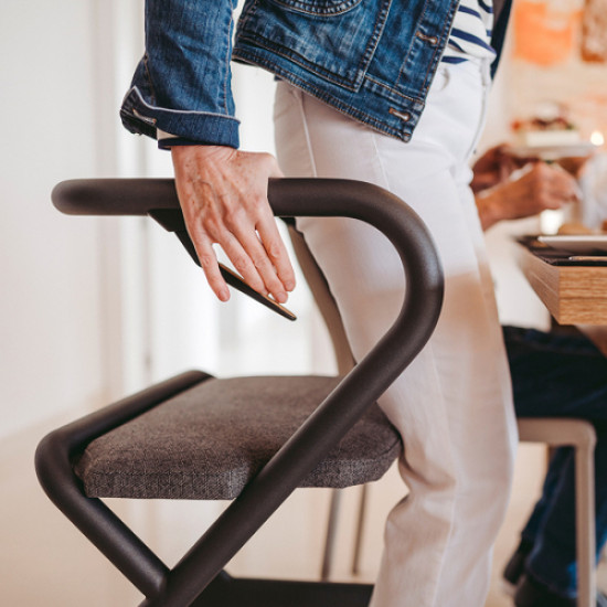 INDOOR ROLLATOR