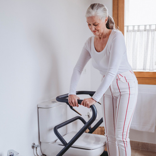 INDOOR ROLLATOR